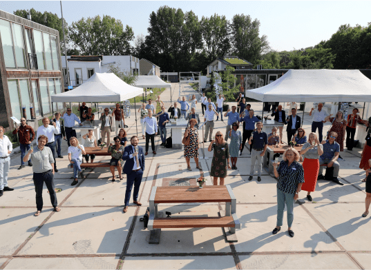 2020-09-14OpeningHittepleinTGV_toast_3 1